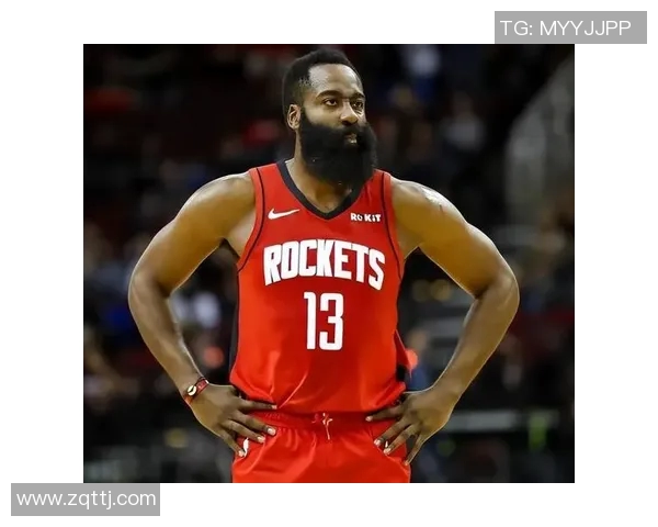 足球场上的自律楷模 十大球星展现坚持与奋斗的力量